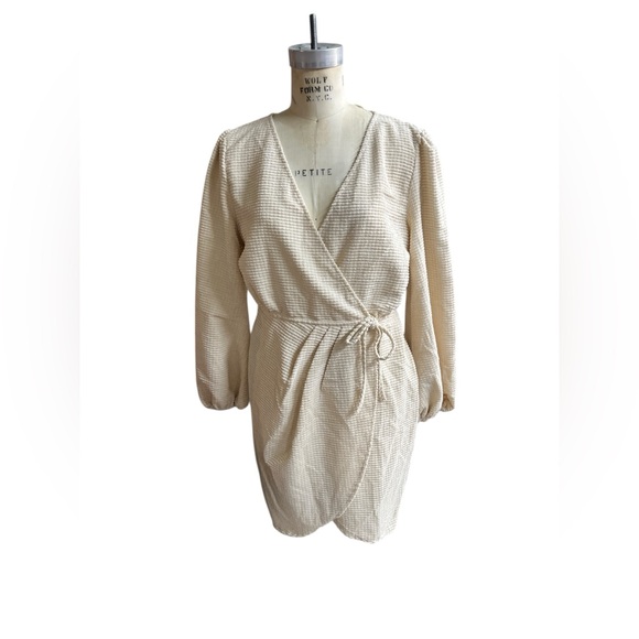 Simplee XL cream box corduroy faux wrap dress - Picture 1 of 7